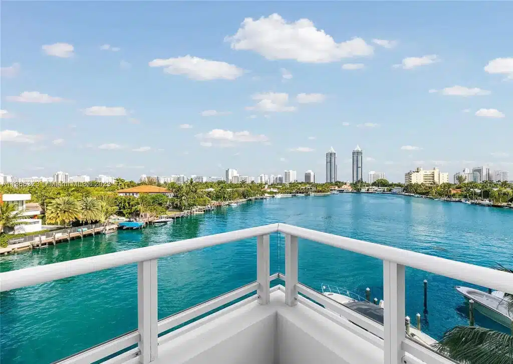 ritz carlton residences 3 The Ritz-Carlton Residences Miami Beach, a gem in the realm of luxury residences, offers a blend of timeless elegance and the vibrant energy of Miami Beach. Located at 4701 N Meridian Avenue, this exclusive property stands as a beacon of sophistication, presenting a wide variety of luxury condos that promise more than just a living space; they offer a lifestyle. The Ritz-Carlton Residences are not just an address; they are a statement of unparalleled services and opulent living.