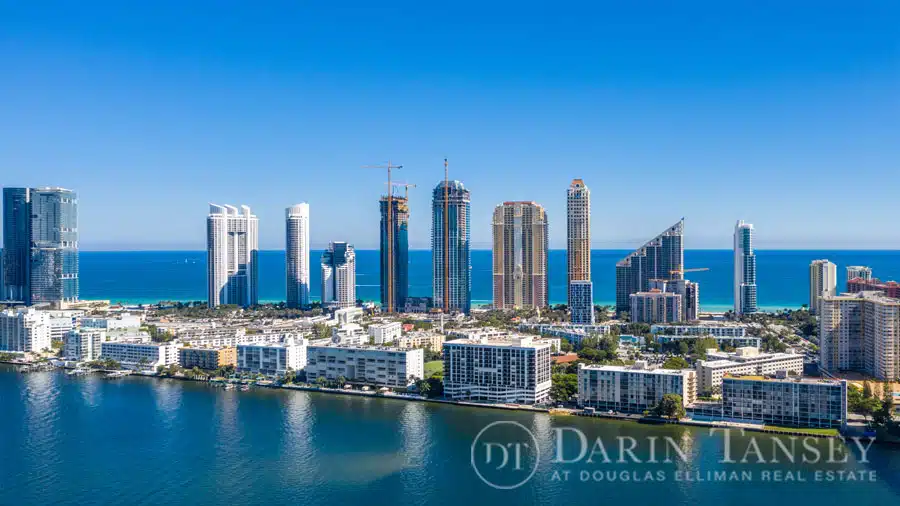 2 2 1 Home > Neighborhoods > Sunny Isles Beach