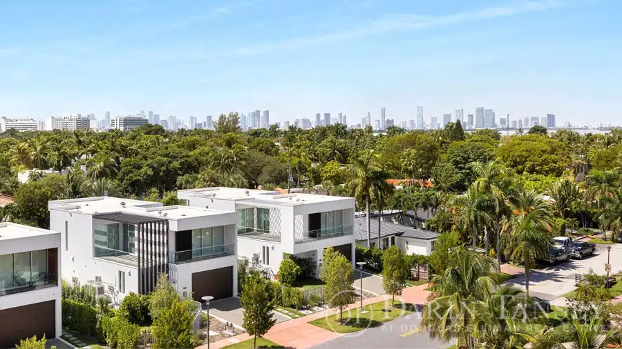 ritz carlton miami beach 24 The Ritz-Carlton Residences Miami Beach, a gem in the realm of luxury residences, offers a blend of timeless elegance and the vibrant energy of Miami Beach. Located at 4701 N Meridian Avenue, this exclusive property stands as a beacon of sophistication, presenting a wide variety of luxury condos that promise more than just a living space; they offer a lifestyle. The Ritz-Carlton Residences are not just an address; they are a statement of unparalleled services and opulent living.