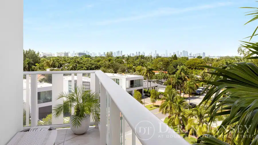 ritz carlton miami beach 27 Within South Florida's prestigious luxury real estate domain, few projects encapsulate sophistication and opulence as seamlessly as The Ritz-Carlton Residences in Miami Beach.  Recently, this prestigious development has captured the attention of investors and connoisseurs alike with the announcement of a remarkable addition: a $125 million penthouse set to grace its iconic skyline. This extraordinary penthouse not only signifies the epitome of luxury living but also cements The Ritz-Carlton Residences' status as a pinnacle of opulence in Miami Beach.